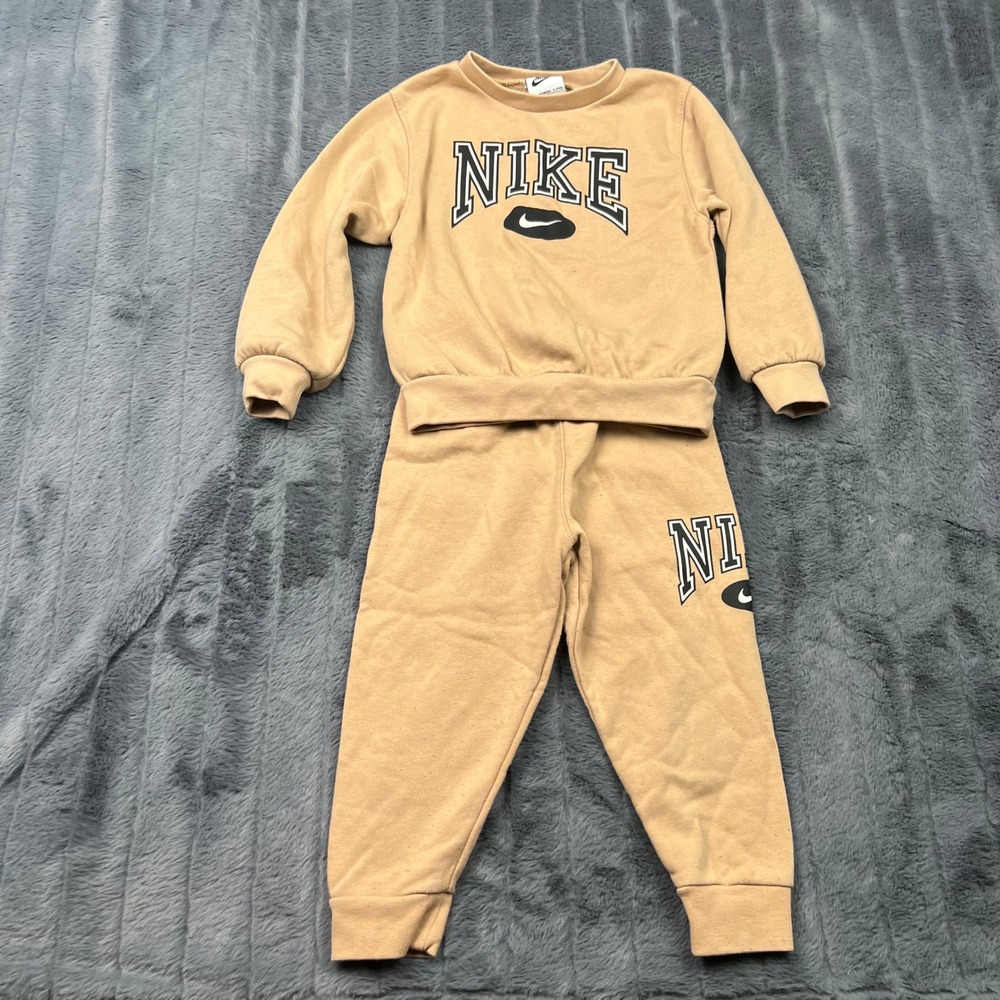 Nike Toddler Boys Varsity Fleece Sweatshirt and Joggers Set Tan 3T M887-X0L